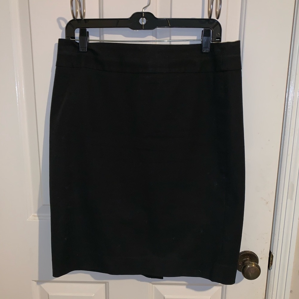 BANANA REPUBLIC BLACK PENCIL SKIRT